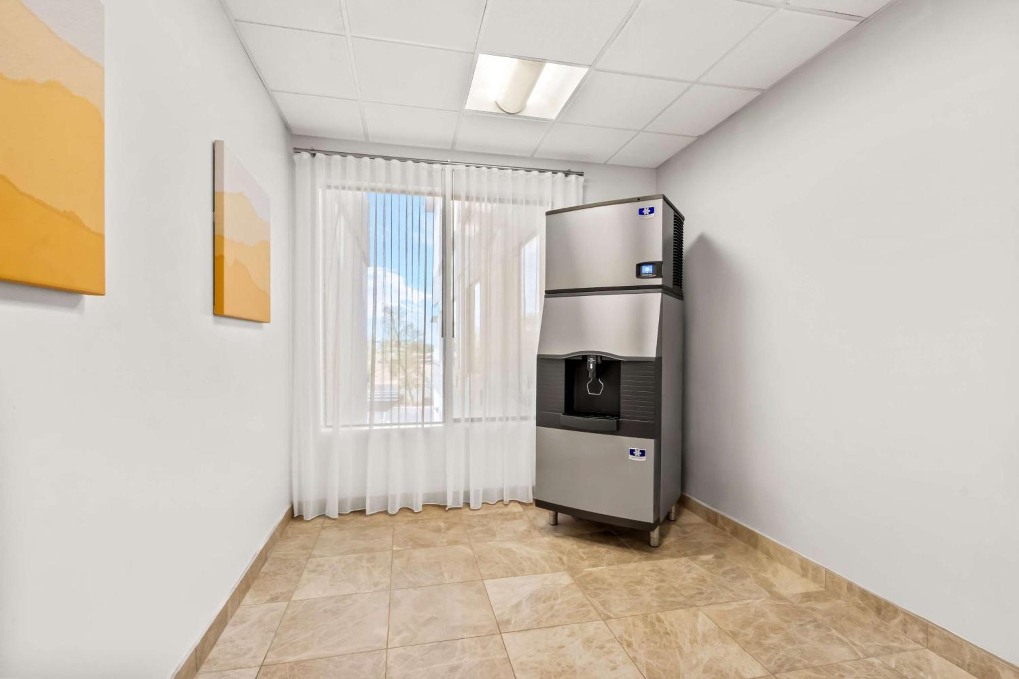 Spark By Hilton Phoenix East Mesa Eksteriør billede