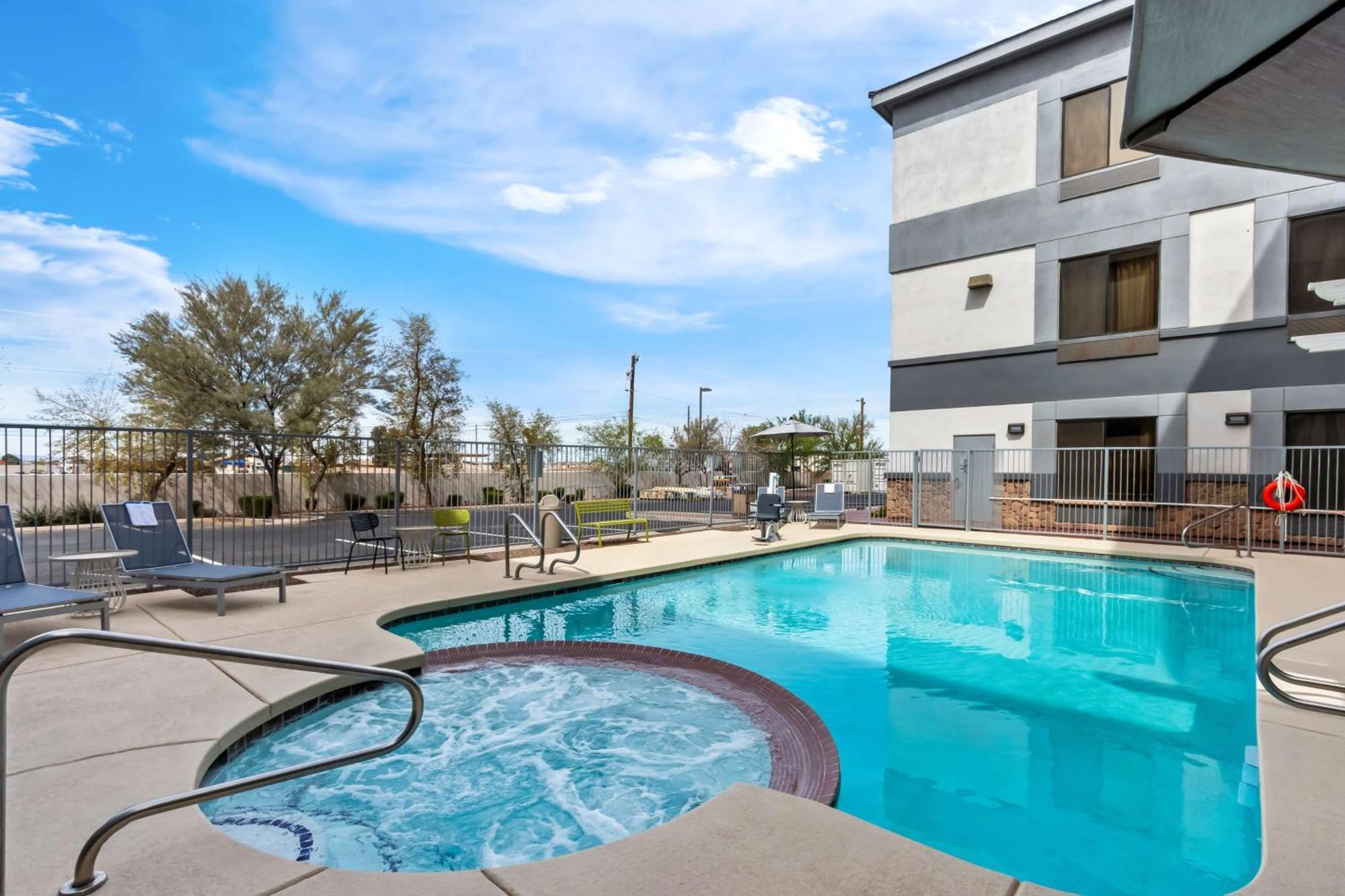 Spark By Hilton Phoenix East Mesa Eksteriør billede